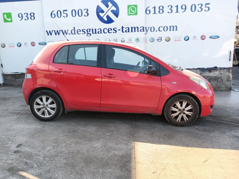 toyota yaris (_p9_) del año 2011