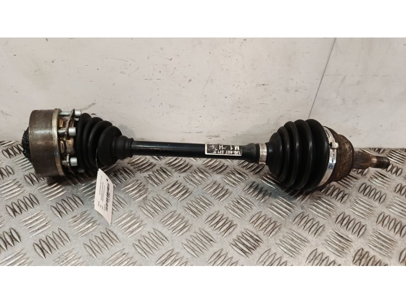 Recambio de transmision delantera izquierda para volkswagen golf iv (1j1) 1.9 tdi referencia OEM IAM 1J0407271H  