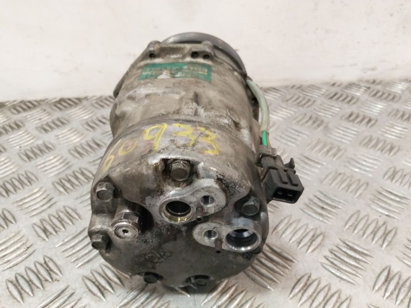 Recambio de compresor aire acondicionado para volkswagen golf iv (1j1) 1.9 tdi referencia OEM IAM 1J0820803A  