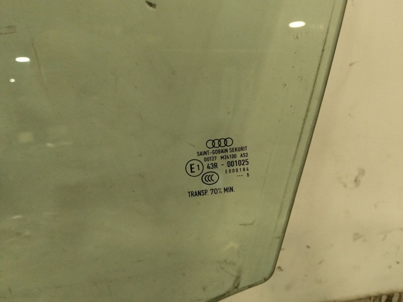 Recambio de luna delantera izquierda para audi a3 sportback (8va, 8vf) 2.0 tdi referencia OEM IAM 8V4845201A  