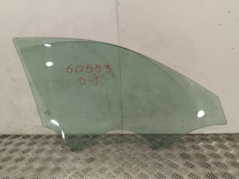 Recambio de luna delantera izquierda para audi a3 sportback (8va, 8vf) 2.0 tdi referencia OEM IAM 8V4845201A  