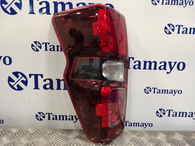 Recambio de piloto trasero izquierdo para isuzu d-max 1.9 turbodiesel referencia OEM IAM 2208R008  