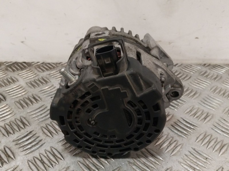 Recambio de alternador para kia stonic (yb) 1.0 t-gdi referencia OEM IAM 3730004950  