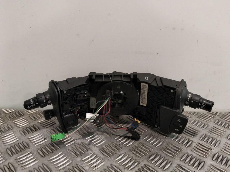 Recambio de mando multifuncion para renault scénic ii (jm0/1_) 1.6 16v (jm1r) referencia OEM IAM 8200127728  