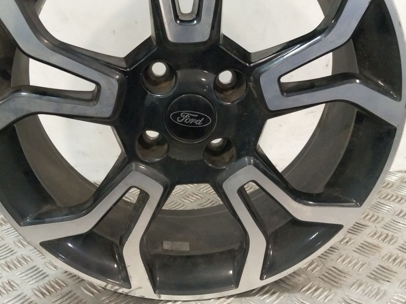 Recambio de llanta para ford ecosport 1.0 ecoboost referencia OEM IAM MN1J1007AA  