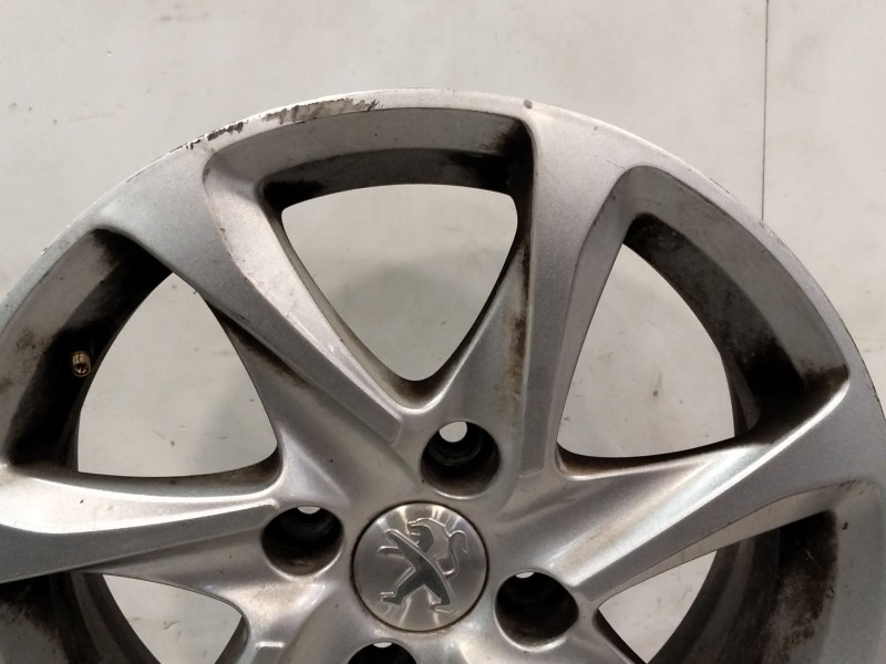 Recambio de llanta para peugeot 208 i (ca_, cc_) 1.2 vti 82 referencia OEM IAM 9673773577  