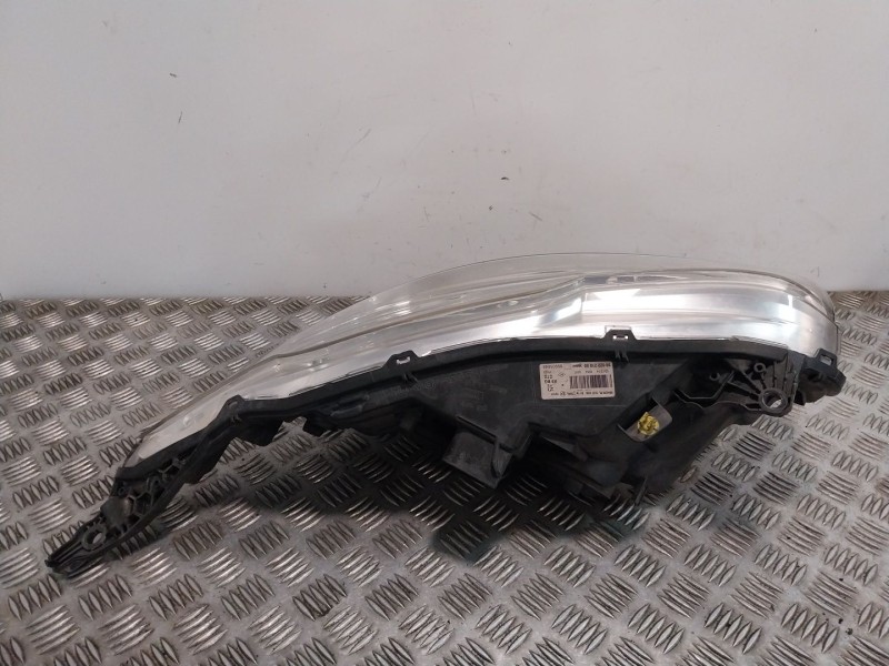 Recambio de faro izquierdo para peugeot 208 i (ca_, cc_) 1.2 vti 82 referencia OEM IAM 1685351580  
