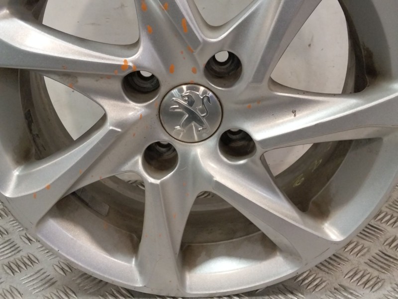 Recambio de llanta para peugeot 208 i (ca_, cc_) 1.2 vti 82 referencia OEM IAM 9673773577  