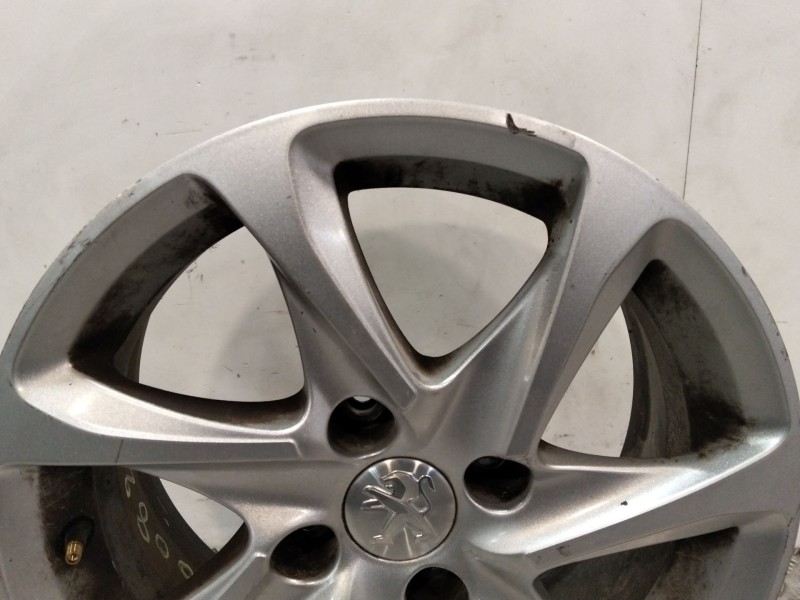 Recambio de llanta para peugeot 208 i (ca_, cc_) 1.2 vti 82 referencia OEM IAM 9673773577  