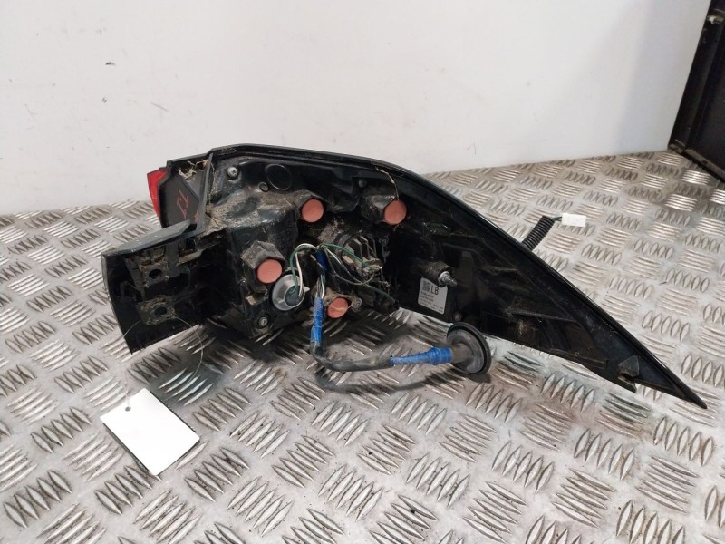 Recambio de piloto trasero izquierdo para toyota rav 4 v (_a5_, _h5_) 2.0 (mxaa52) referencia OEM IAM 8156142230  