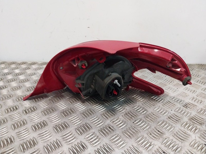 Recambio de piloto trasero izquierdo para peugeot 208 i (ca_, cc_) 1.2 vti 82 referencia OEM IAM 9672628280  