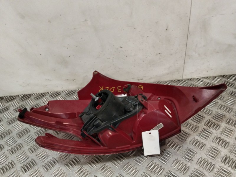 Recambio de piloto trasero derecho para peugeot 208 i (ca_, cc_) 1.2 vti 82 referencia OEM IAM 967262838003  