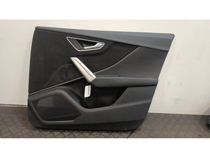 Recambio de guarnecido puerta delantera derecha para audi q2 (gab, gag) 30 tdi referencia OEM IAM 81A867174  