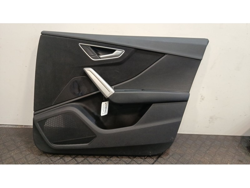 Recambio de guarnecido puerta delantera derecha para audi q2 (gab, gag) 30 tdi referencia OEM IAM 81A867174  