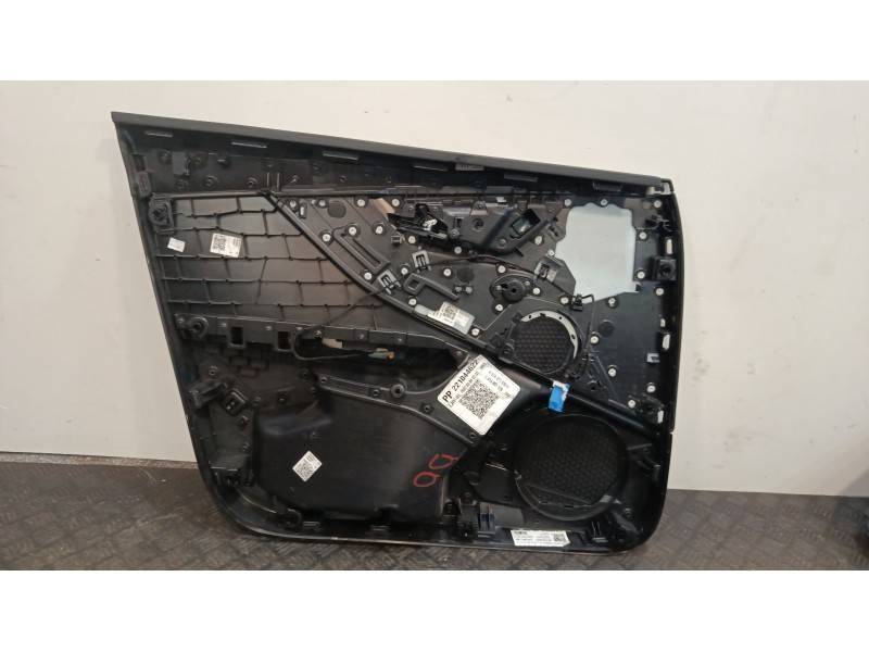 Recambio de guarnecido puerta delantera derecha para audi q2 (gab, gag) 30 tdi referencia OEM IAM 81A867174  