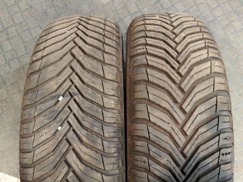 Recambio de neumatico pareja para neumatico neumatico ocasion referencia OEM IAM 185/65/15 92V MICHELIN 