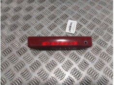 Recambio de piloto central de freno para opel corsa e furgoneta/hatchback (x15) 1.3 cdti (08) referencia OEM IAM 510511640  