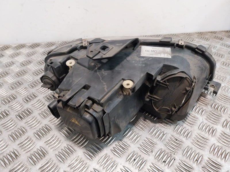 Recambio de faro izquierdo para audi a3 sportback (8pa) 2.0 tdi 16v quattro referencia OEM IAM 8P0941003D  