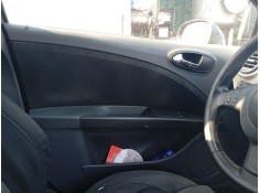 Recambio de guarnecido puerta delantera izquierda para seat leon (1p1) 1.9 tdi referencia OEM IAM 1P0867011  