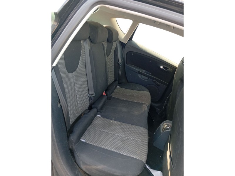 Recambio de asientos traseros para seat leon (1p1) 1.9 tdi referencia OEM IAM   