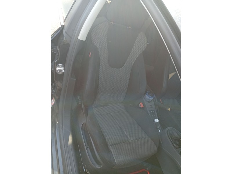 Recambio de asiento delantero derecho para seat leon (1p1) 1.9 tdi referencia OEM IAM   