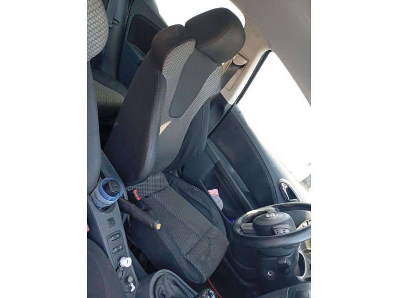 Recambio de asiento delantero izquierdo para seat leon (1p1) 1.9 tdi referencia OEM IAM   
