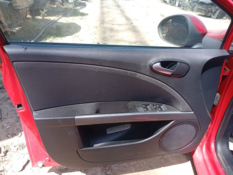 Recambio de elevalunas delantero izquierdo para seat leon (1p1) 1.6 tdi referencia OEM IAM 1P0837461A  