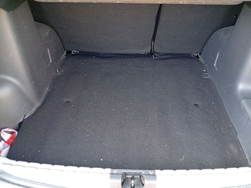 Recambio de moqueta maletero para dacia duster (hs_) 1.2 tce 125 referencia OEM IAM   
