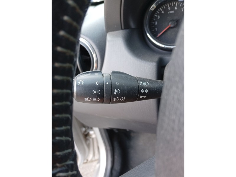 Recambio de mando multifuncion para dacia duster (hs_) 1.2 tce 125 referencia OEM IAM 681726046R  