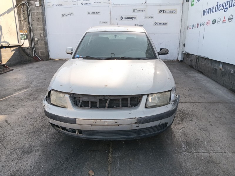 volkswagen passat b5 (3b2) del año 1998