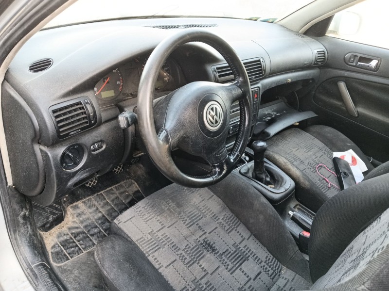 volkswagen passat b5 (3b2) del año 1998