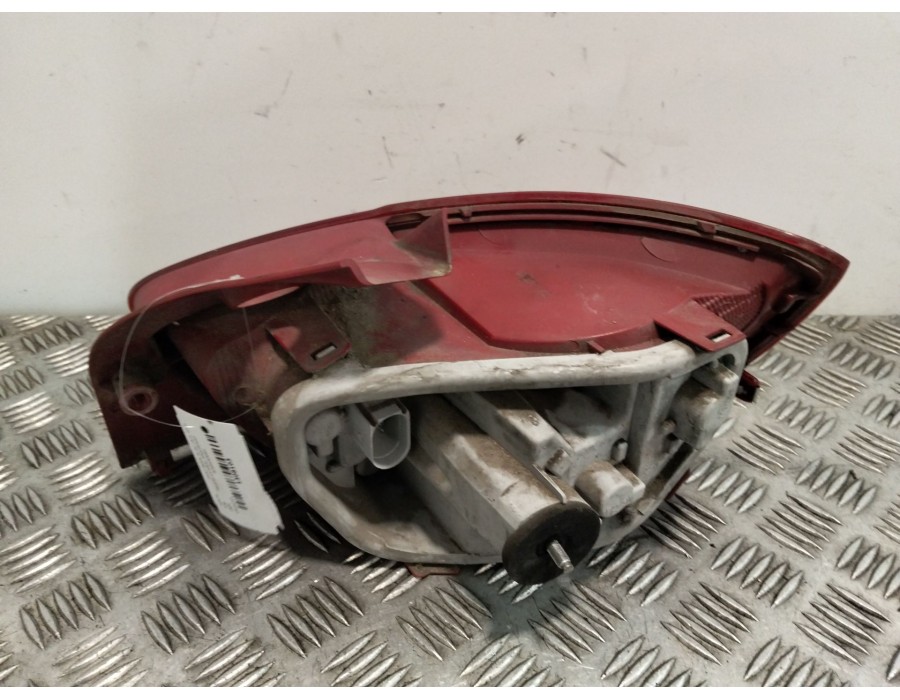Recambio de piloto trasero izquierdo para seat ibiza iv sc (6j1, 6p5) 1.4 tdi referencia OEM IAM 6J4945095H  