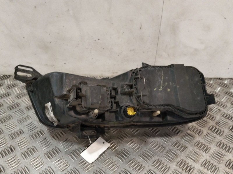 Recambio de faro izquierdo para fiat stilo (192_) 1.6 16v (192_xb1a) referencia OEM IAM 517127120  