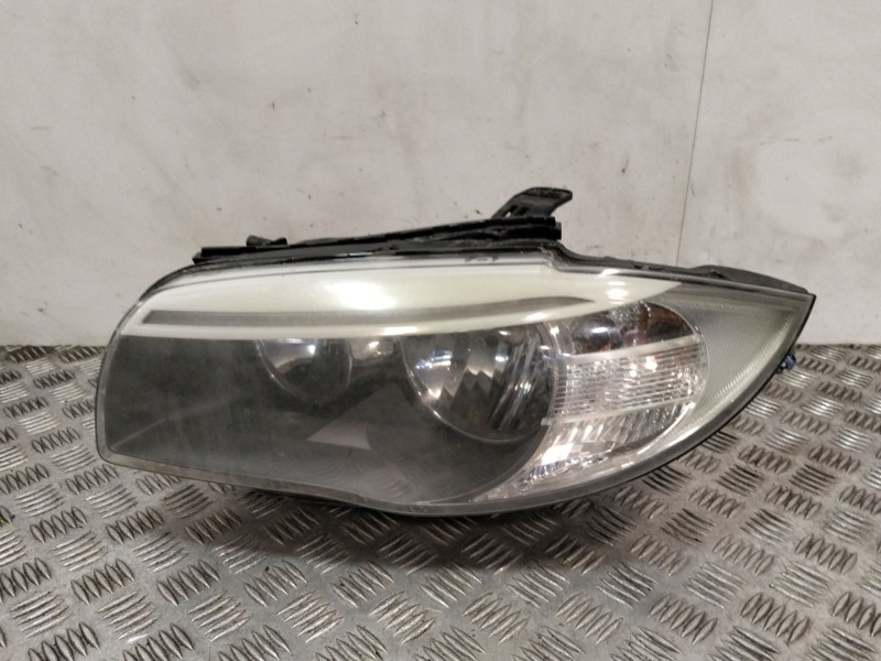 Recambio de faro izquierdo para bmw 1 (e81) 118 d referencia OEM IAM 63117263639  