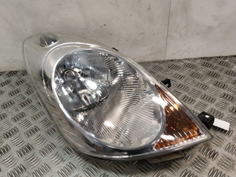 Recambio de faro derecho para nissan note (e11, ne11) 1.5 dci referencia OEM IAM 12407 20-B039  