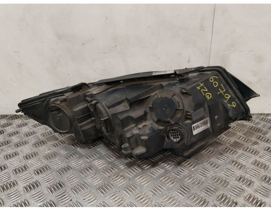 Recambio de faro izquierdo para land rover discovery sport (l550) 2.0 d 4x4 referencia OEM IAM LR137231  