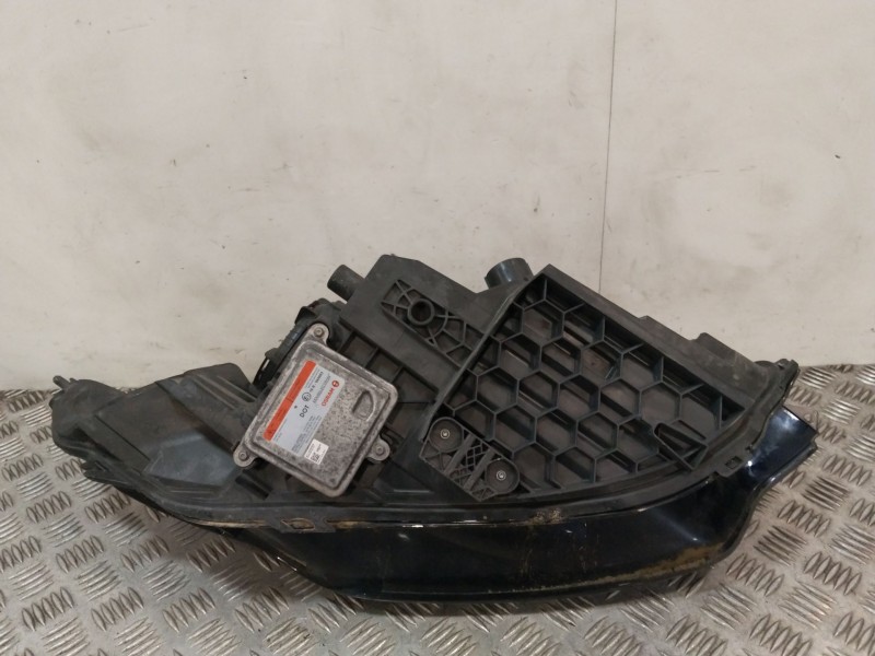 Recambio de faro izquierdo para land rover discovery sport (l550) 2.0 d 4x4 referencia OEM IAM LR137231  