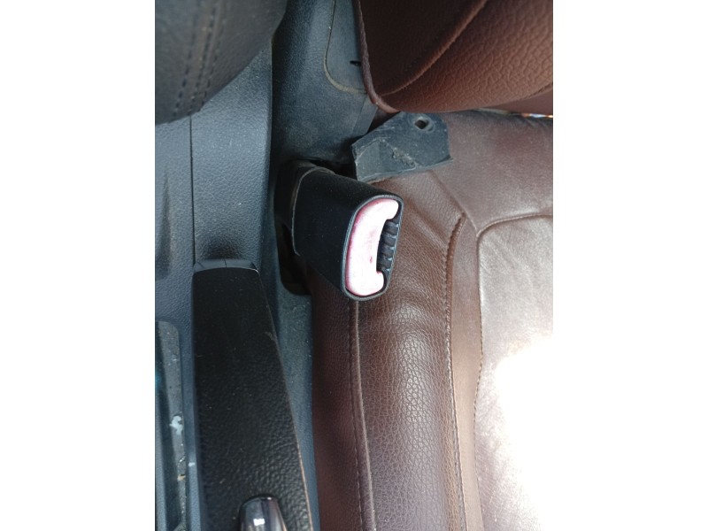 Recambio de enganche cinturon delantero izquierdo para opel antara a (l07) 2.0 cdti referencia OEM IAM 4813576  