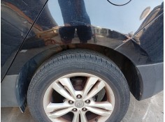 Recambio de paso de rueda trasero izquierdo para hyundai ix35 (lm, el, elh) 1.7 crdi referencia OEM IAM 868212Y000  