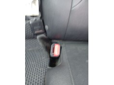 Recambio de enganche cinturon trasero derecho para hyundai ix35 (lm, el, elh) 1.7 crdi referencia OEM IAM 898402Y2009P  