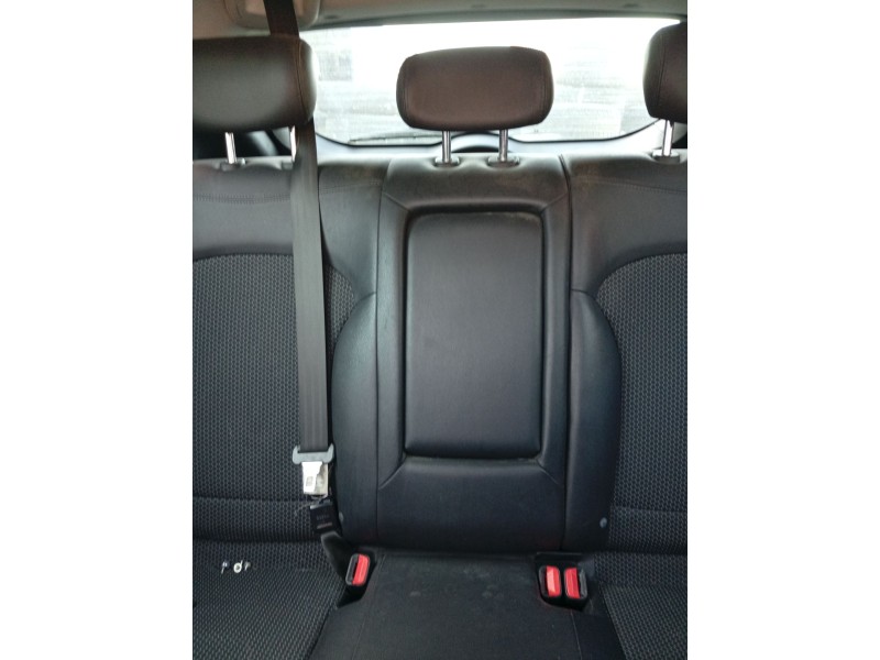 Recambio de cinturon seguridad trasero central para hyundai ix35 (lm, el, elh) 1.7 crdi referencia OEM IAM 898502Y200  