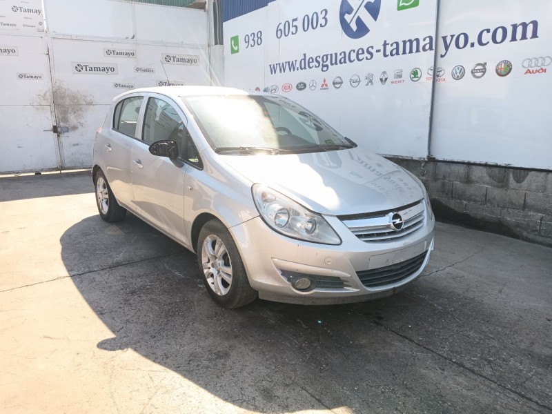 opel corsa d (s07) del año 2009