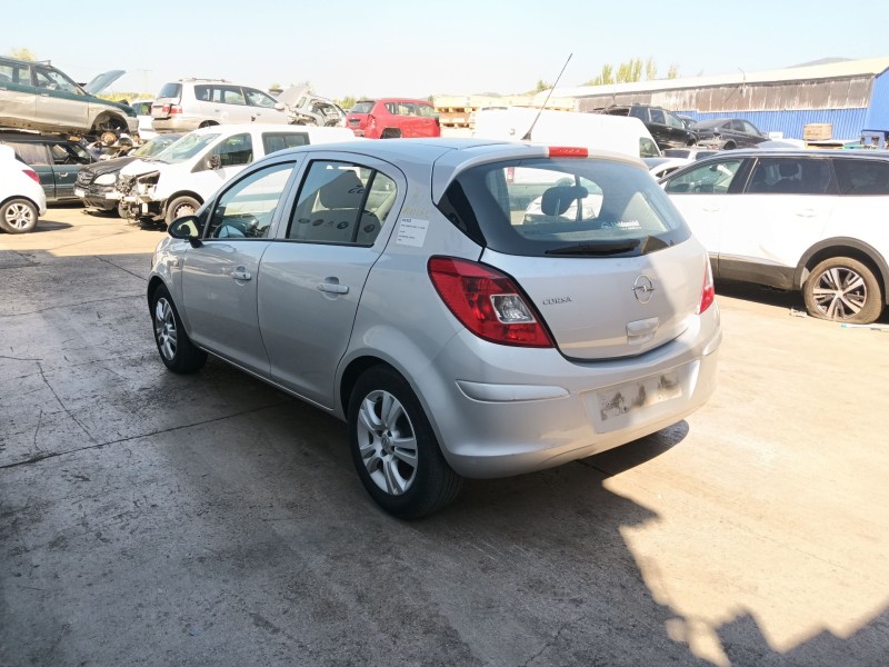 opel corsa d (s07) del año 2009