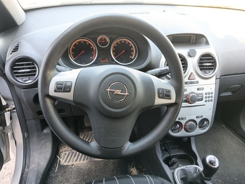 opel corsa d (s07) del año 2009