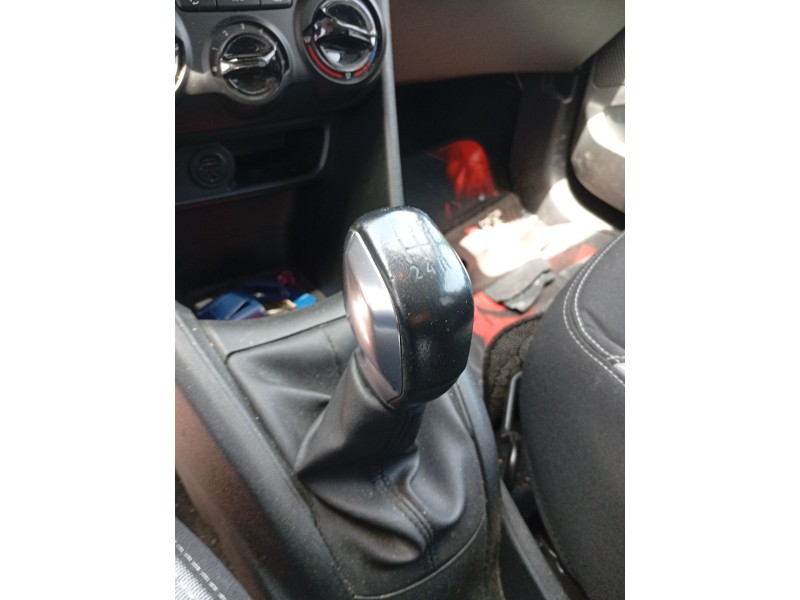 Recambio de palanca cambio para peugeot 208 i (ca_, cc_) 1.2 vti 82 referencia OEM IAM 9824124780  