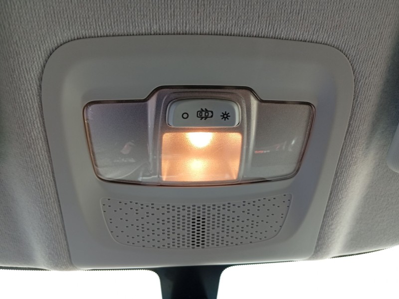 Recambio de luz interior para peugeot 208 i (ca_, cc_) 1.2 vti 82 referencia OEM IAM 9674441377  