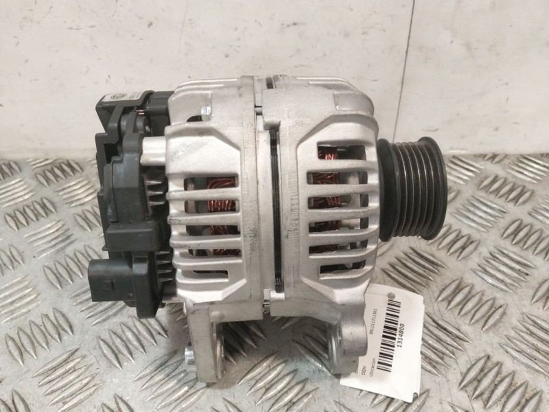 Recambio de alternador para nissan atleon 120 tk110.35 tk56.35/4 referencia OEM IAM 8EL011711561  