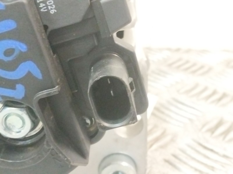 Recambio de alternador para nissan atleon 120 tk110.35 tk56.35/4 referencia OEM IAM 8EL011711561  