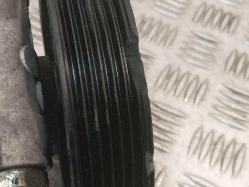 Recambio de bomba direccion para bmw serie 5 berlina (e39) 523i referencia OEM IAM 7092742  