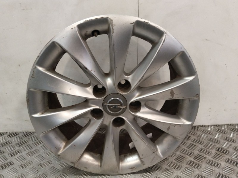 Recambio de llanta para opel zafira / zafira family b (a05) 1.9 cdti (m75) referencia OEM IAM 13346661  